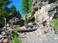 Dateiname=tomulpass_19-07-2010_img_6535.jpg
Dateigröße=243KB
Abmessungen: 1000x750
hinzugefügt am: 21. Juli 2010 tomulpass_19-07-2010_img_6535.jpg