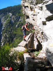Dateiname=bls-lotschberg-sudrampe_img_2863_22-09-2009.jpg
Dateigröße=180KB
Abmessungen: 750x1000
hinzugefügt am: 23. April 2010 bls-lotschberg-sudrampe_img_2863_22-09-2009.jpg