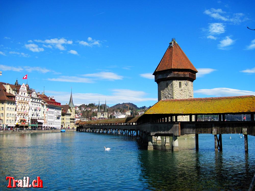 Luzern am Viewaldstättersee mit Kappelbrücke
