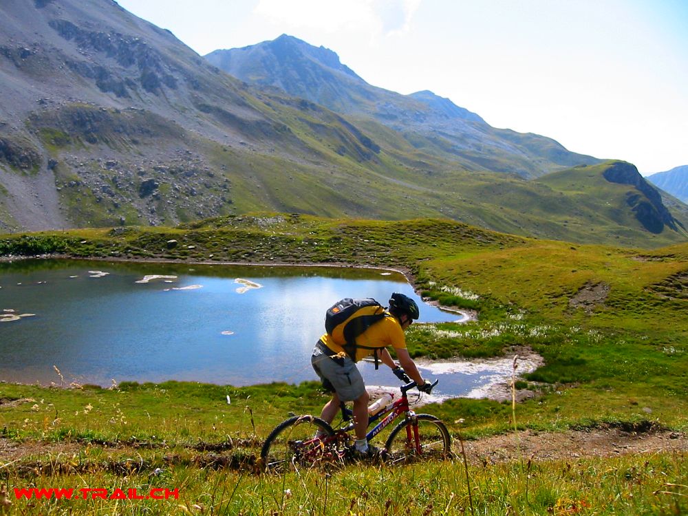 Bergsee Abfahrt vom Weissfluhjoch gegen Durannapass 